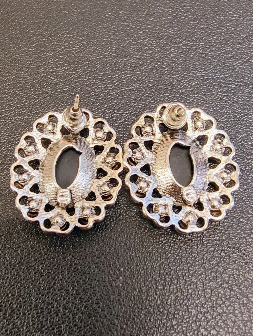 Vintage-Inspired Black & White Cameo Crystal Stud Earrings